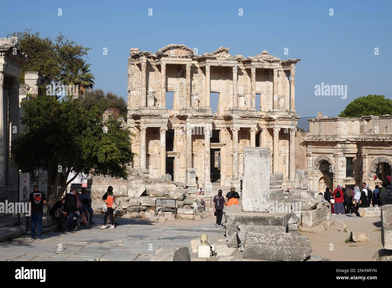 The Library of Celsus an ancient Roman building in Ephesus, Anatolia, located near the modern town of Selçuk, in the İzmir Province of western Turkey Stock Photo