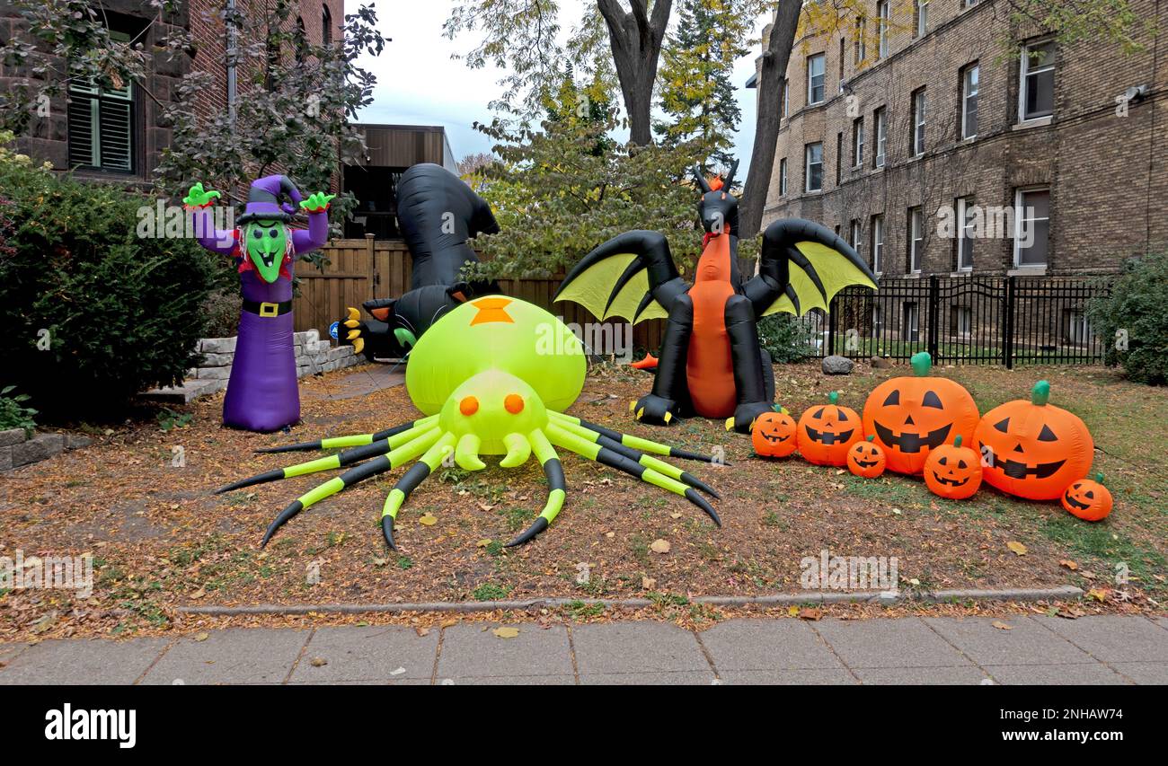 Blow up inflated yard Halloween decorations witch flying monster jacko