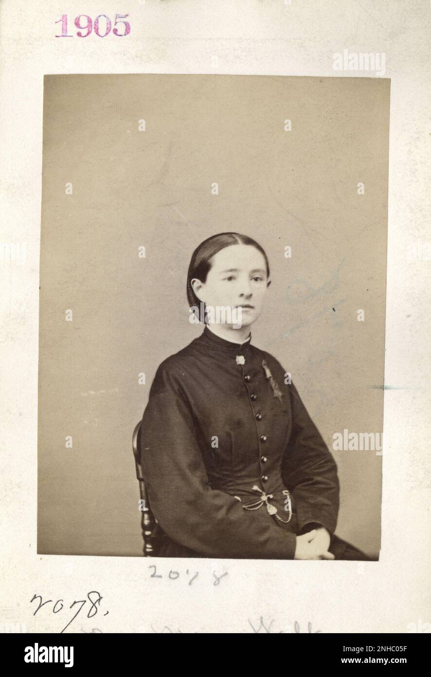 Dr. Mary Walker 19th Century Mathew Brady, Quartermaster, and Other ...