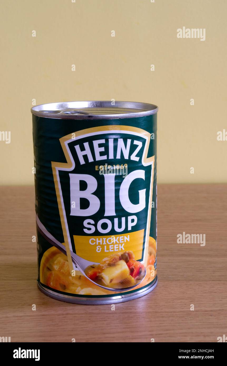 Can of Heinz Chicken & Leek Big Soup, UK Stock Photo Alamy