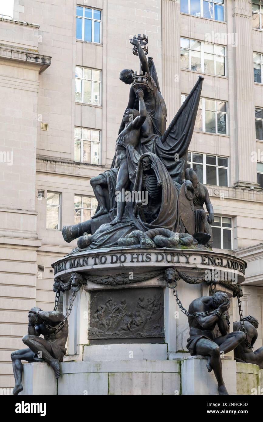 Nelson Monument in Exchange Flags in Liverpool Stock Photo