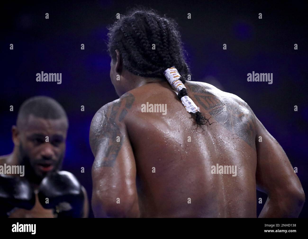 The hair of Israel Duffus (right) during his fight against Cheavon ...