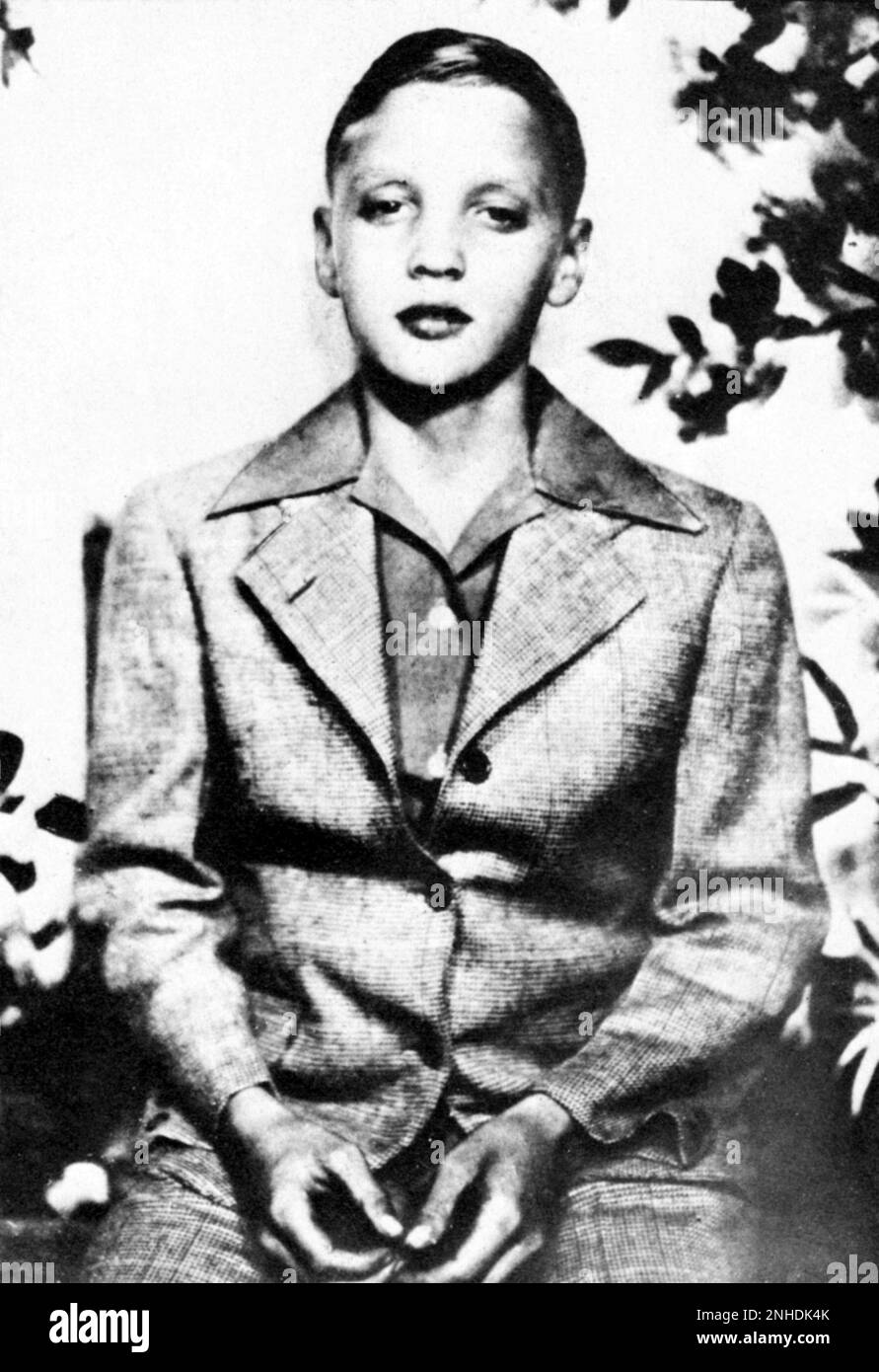 1949 The celebrated king of Rock'n roll ELVIS Aaron PRESLEY ( Tupelo