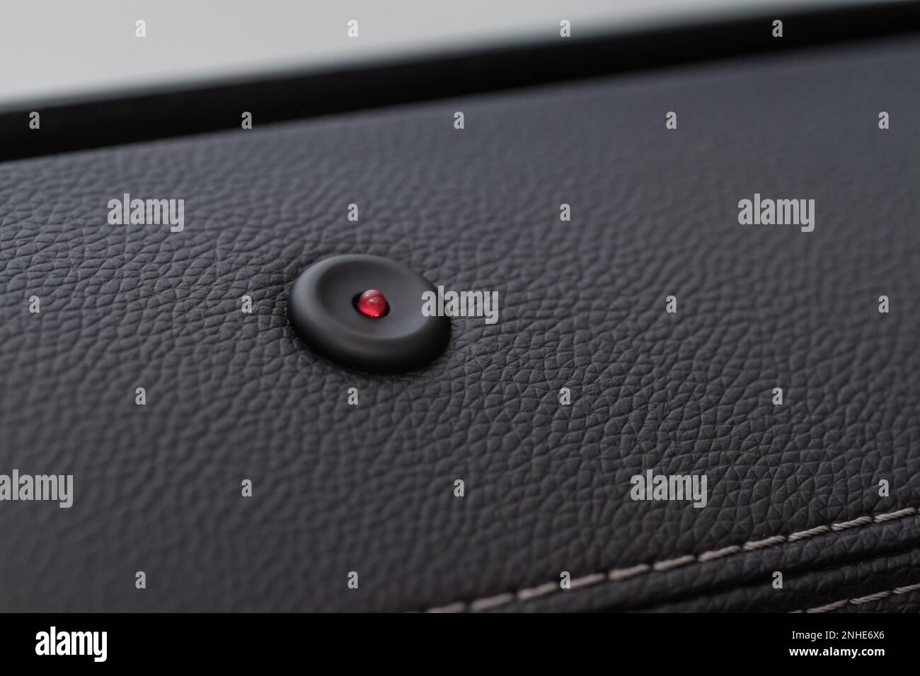 Car alarm indicator close up. Central lock red lamp Stock Photo Alamy