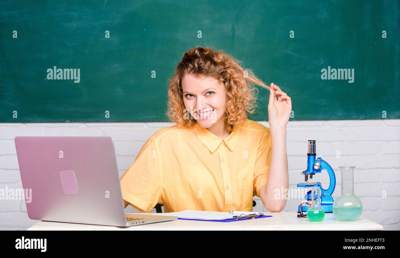 fascinating biology lesson. biology experiment. make notes about