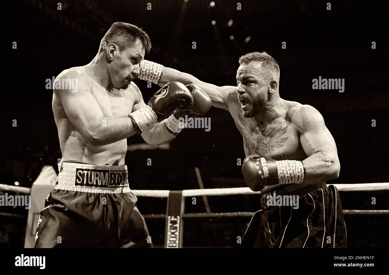 Boxing, Felix Sturm GER (left) vs Suekrue Altay TUR (right), Porsche Arena, Stuttgart, Baden-Wuerttemberg, Germany Stock Photo