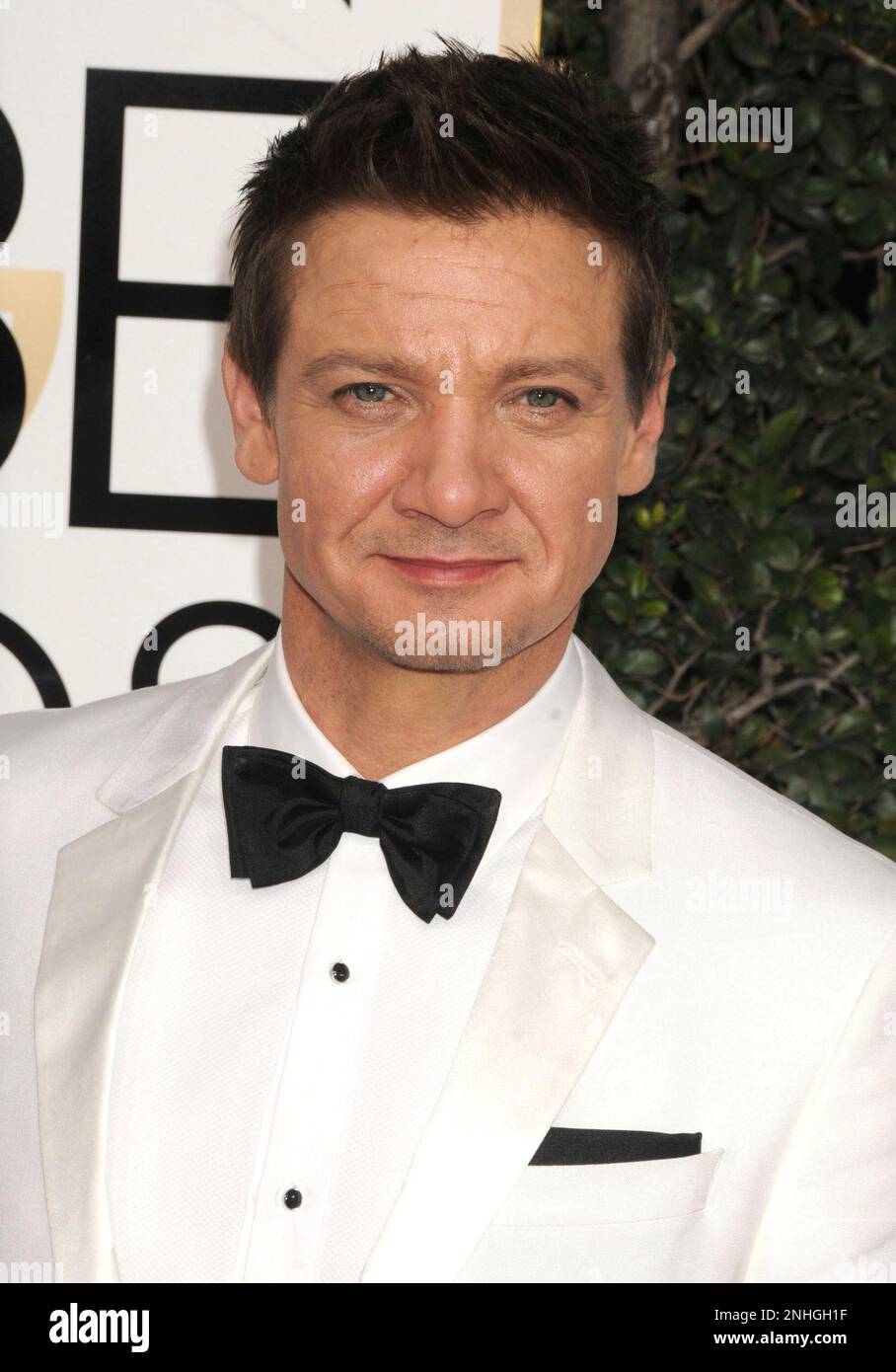 JANUARY 1st 2023 Actor Jeremy Renner hospitalized in "critical but