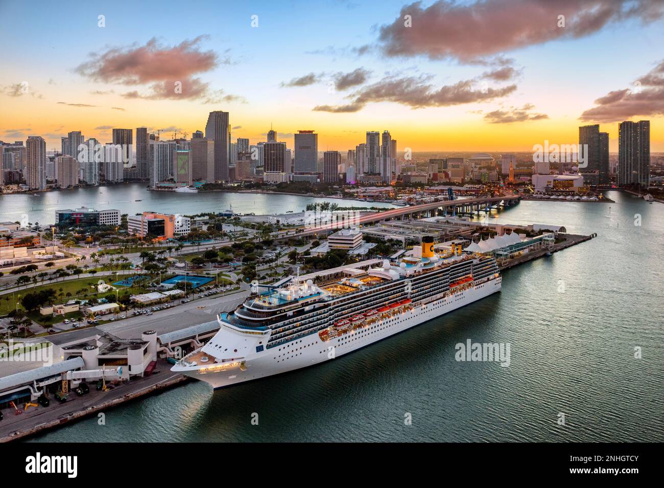 Miami Dowtown and Harbour at sunset, Aerial, Miami,Miami Beach South ...