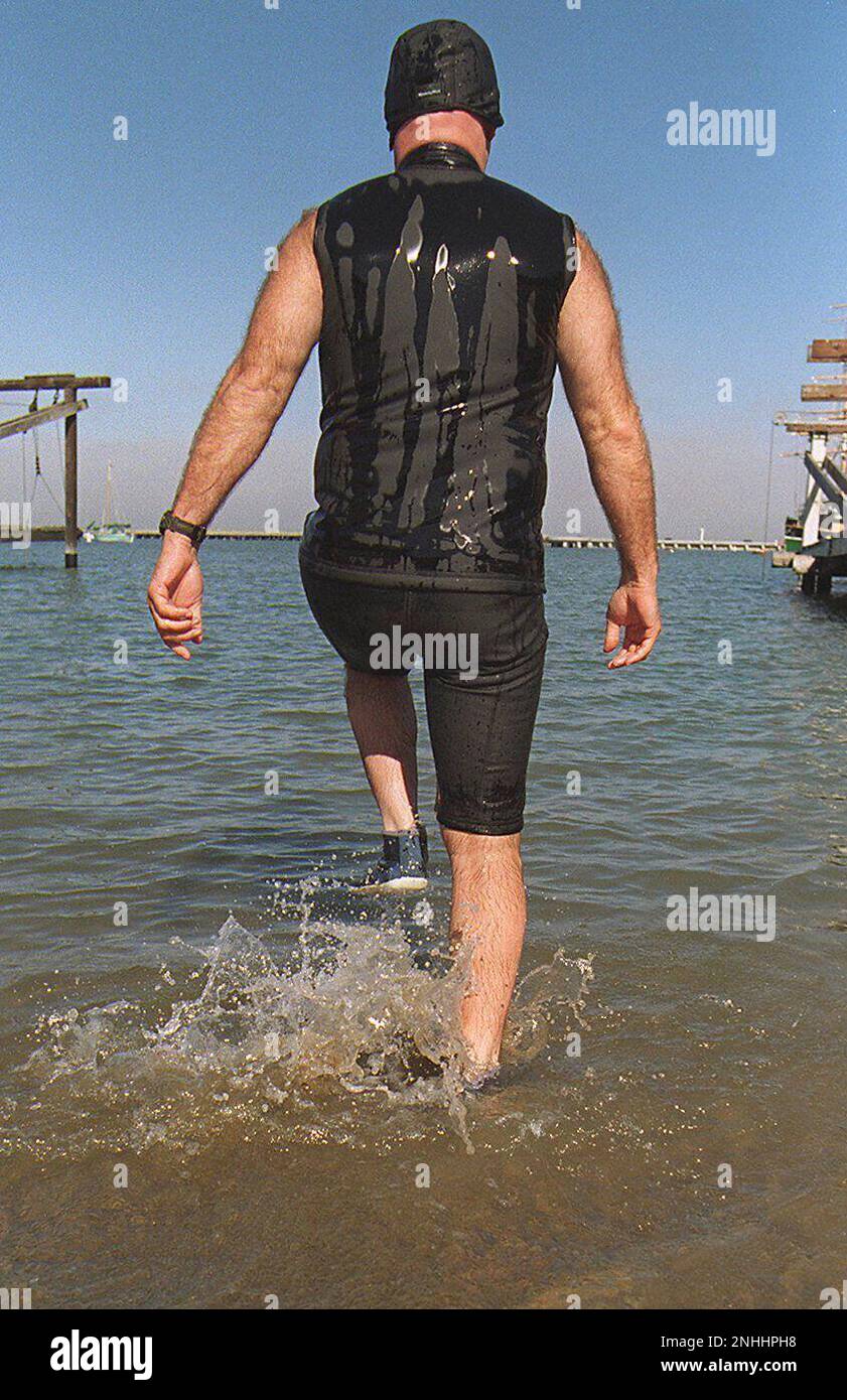 WETSUIT/C/09SEP96/OT/MACOR A new wetsuit material from Malden Mills