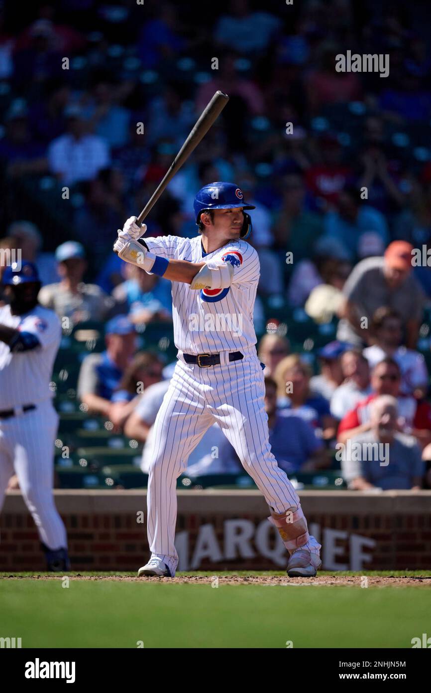 Chicago Cubs Seiya Suzuki (27) bats during a Major League Baseball game