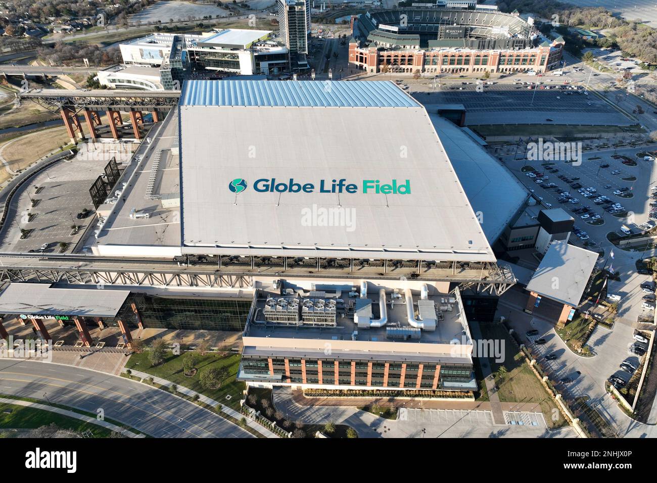 A general overall aerial view of AT&T Stadium retractable roof, Tuesday,  Dec. 20, 2022, in Arlington, Tex. The stadium is the home of the Dallas  Cowboys. (Kirby Lee via AP Stock Photo - Alamy