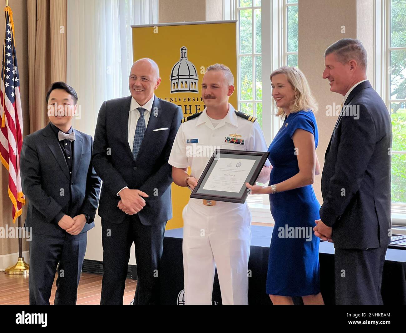 United states navy pe hires stock photography and images Alamy