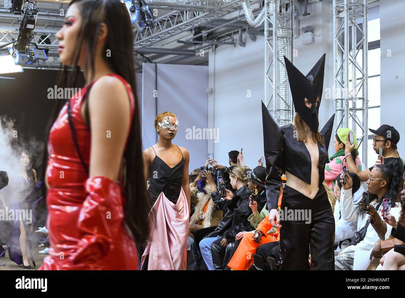 Chinese Fashion Designers: 8 Rising Labels To Know – SYDT