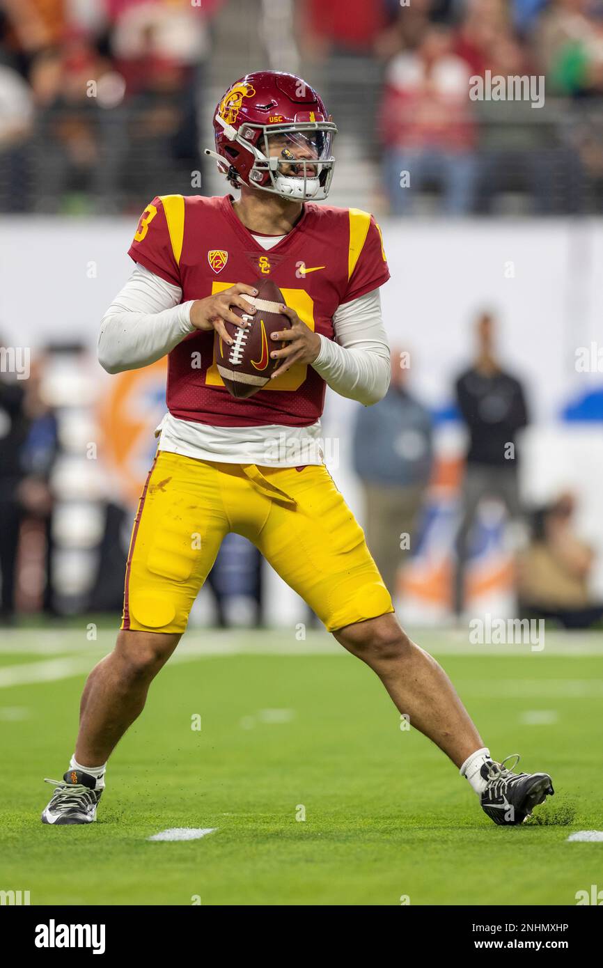 USC quarterback Caleb Williams (13) drops back to pass against Utah in