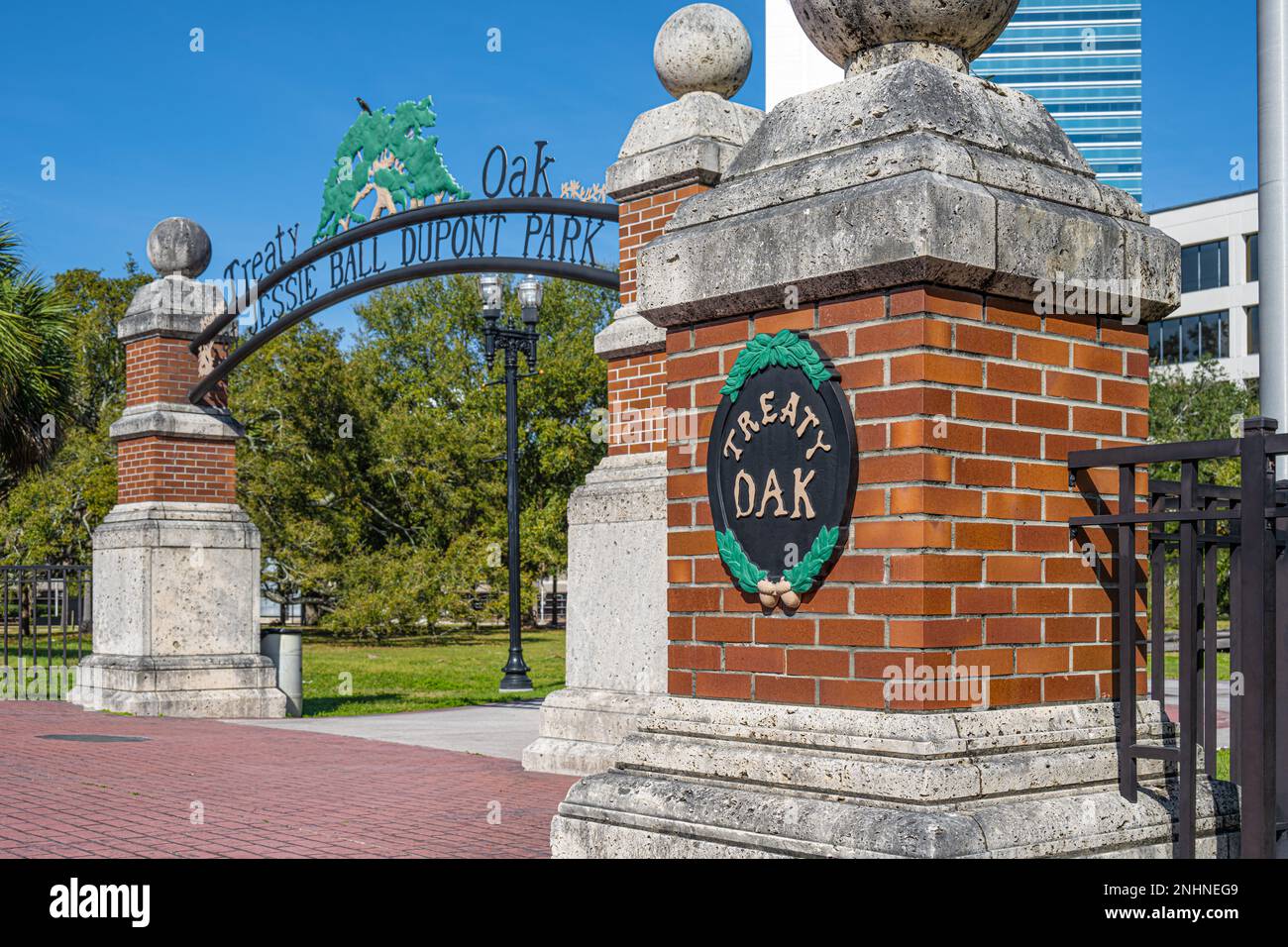 Entrance gate to Treaty Oak at Jessie Ball duPont Park in downtown Jacksonville, Florida. (USA) Stock Photo