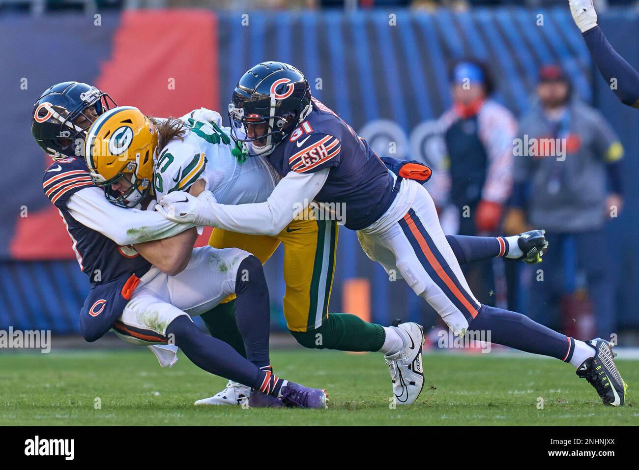 Green Bay Packers' Robert Tonyan tries to get past Chicago Bears' Josh  Blackwell during the second half of an NFL football game Sunday, Dec. 4,  2022, in Chicago. (AP Photo/Nam Y. Huh