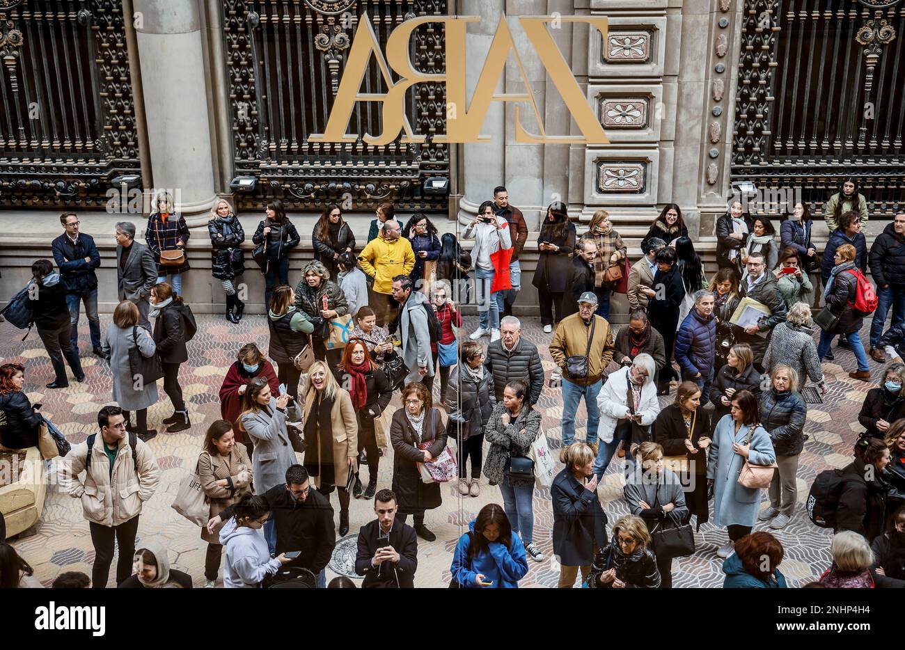 People wait to enter the new Zara megastore at the Boulevard Austria de Valencia on December 2 2022 in Valencia Valencia Spain. The concept of this megastore replicates the model of other