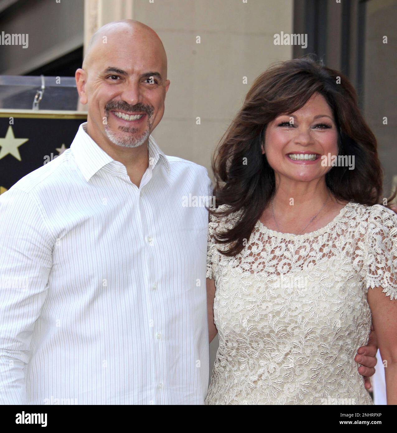 NOVEMBER 23rd 2022 Actress Valerie Bertinelli is officially single as