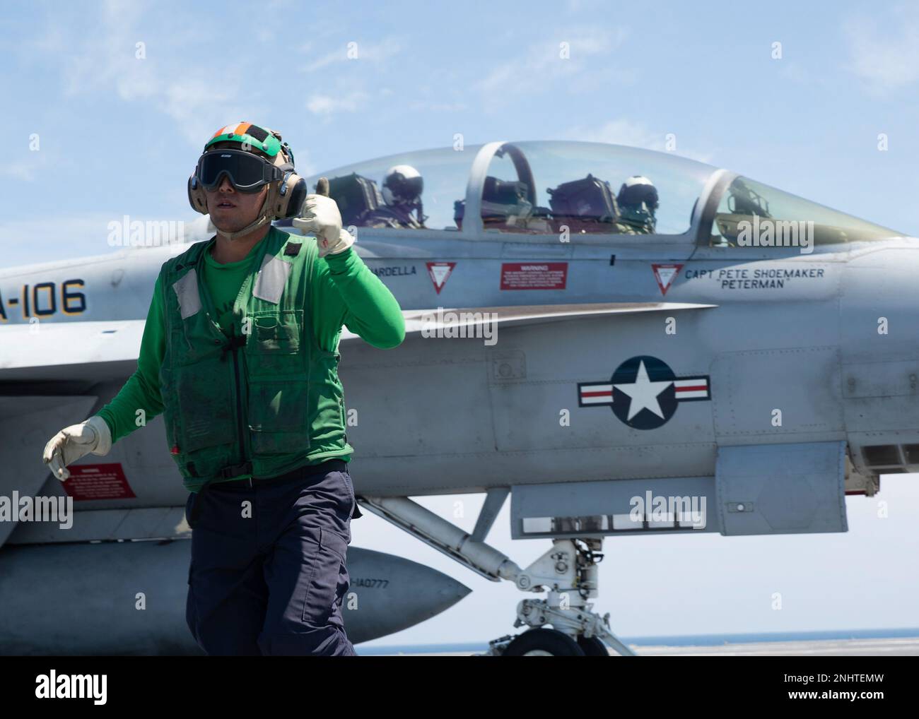 Aviation Boatswain's Mate (Equipment) 3rd Class Carlos Rodriguezreconco ...