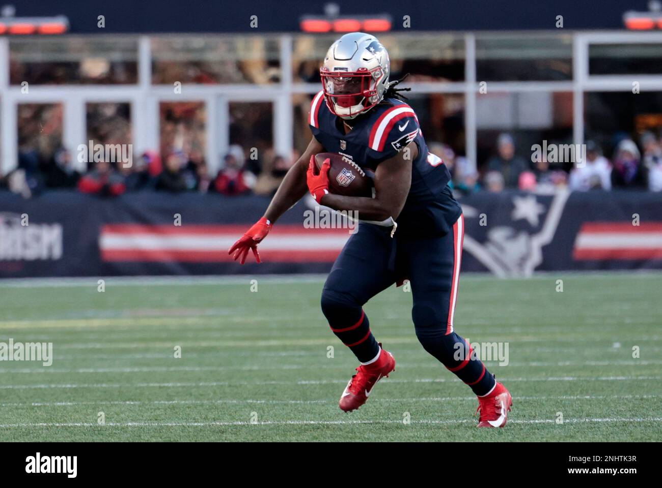 FOXBOROUGH, MA - NOVEMBER 20: New England Patriots running back