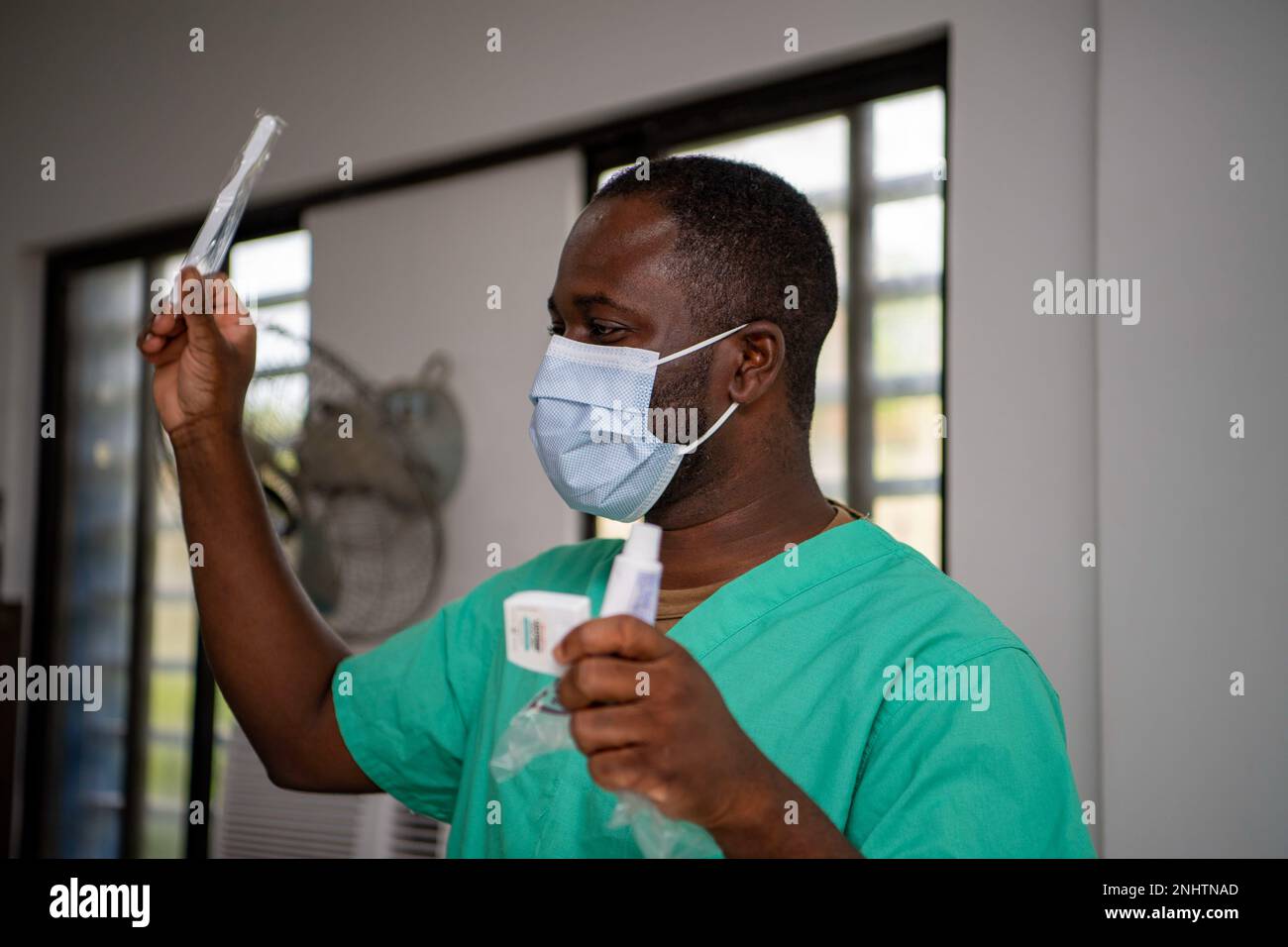 Picture of PUERTO PRINCESA, Philippines (Aug. 2, 2022) – Hospital Corpsman 2nd ...