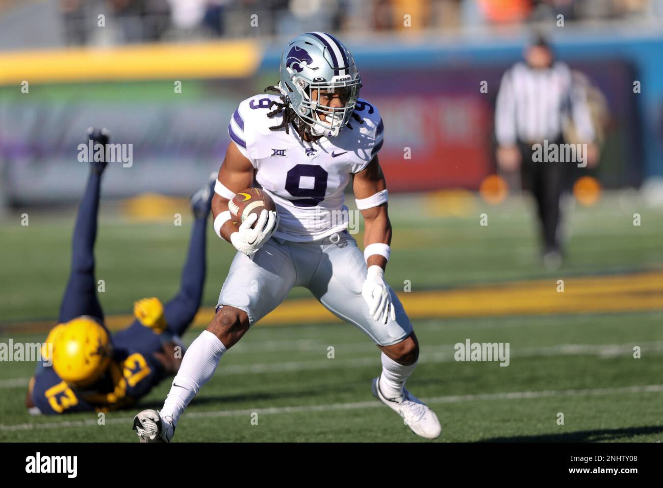 MORGANTOWN, WV - NOVEMBER 19: Kansas State Wildcats safety Cincere ...