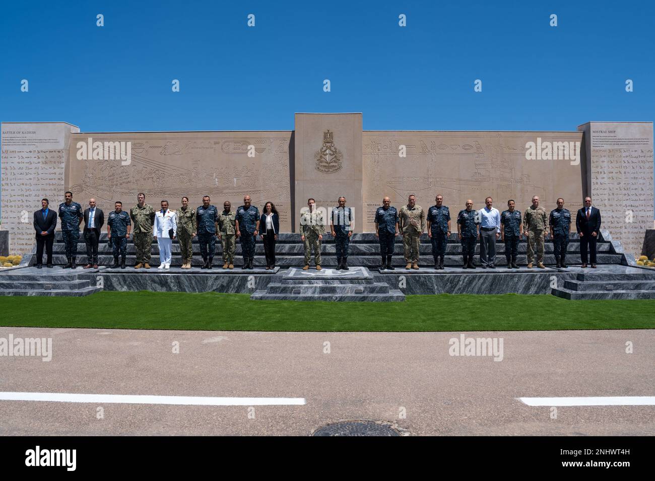 Navy leaders hi-res stock photography and images - Alamy Navy leaders hi-res stock photography and images - Alamy