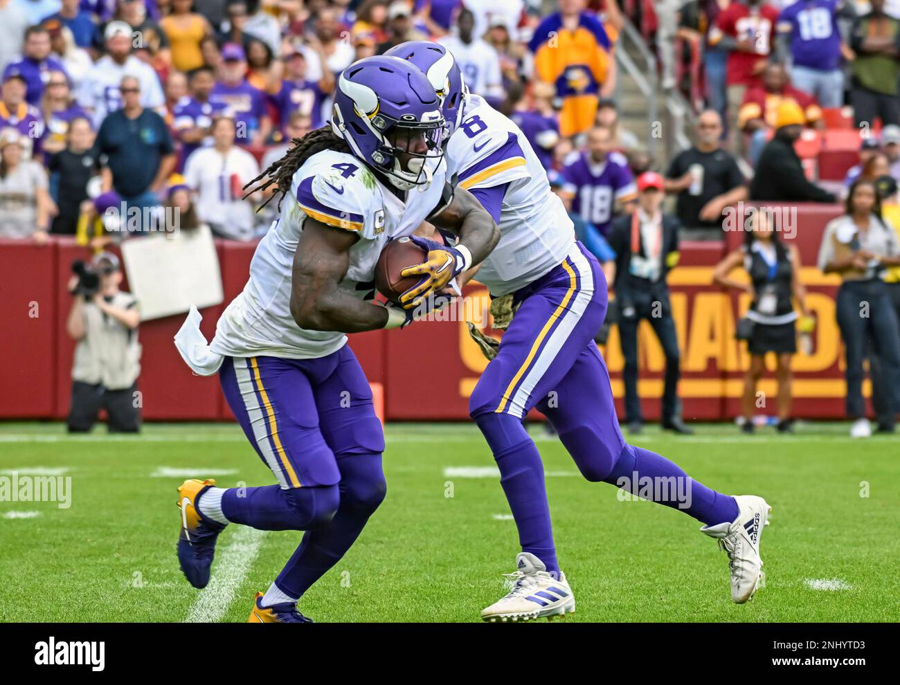 LANDOVER, MD - NOVEMBER 06: Minnesota Vikings running back Dalvin Cook (4)  reacts after a touchdown during the NFL game between the Minnesota Vikings  and the Washington Commanders on November 6, 2022