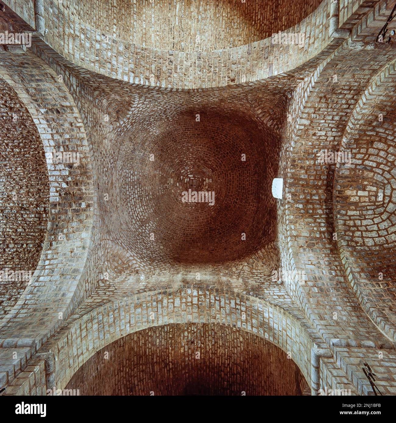 Interior del Monasterio de Sant Jaume de Frontanyà, siglo XI. Stock Photo