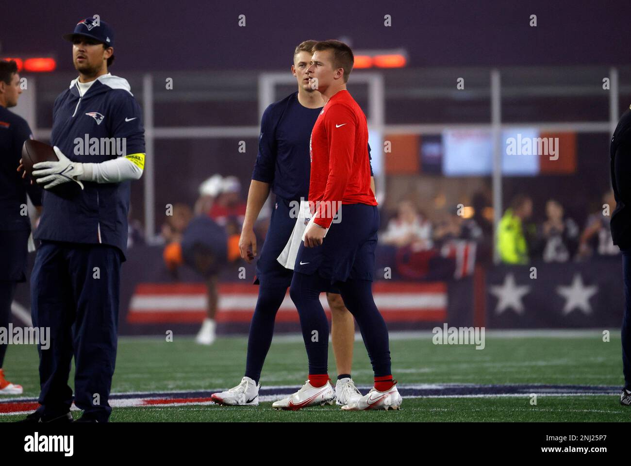 FOXBOROUGH, MA - OCTOBER 24: New England Patriots Quarterbacks Bailey ...