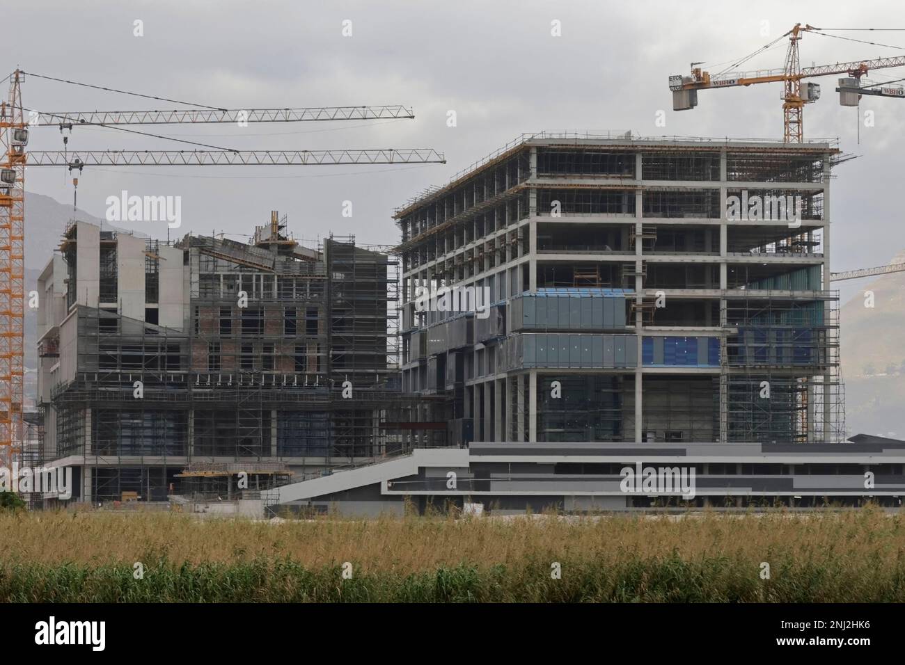 The construction of Amazon headquarters on the River Club site in Cape