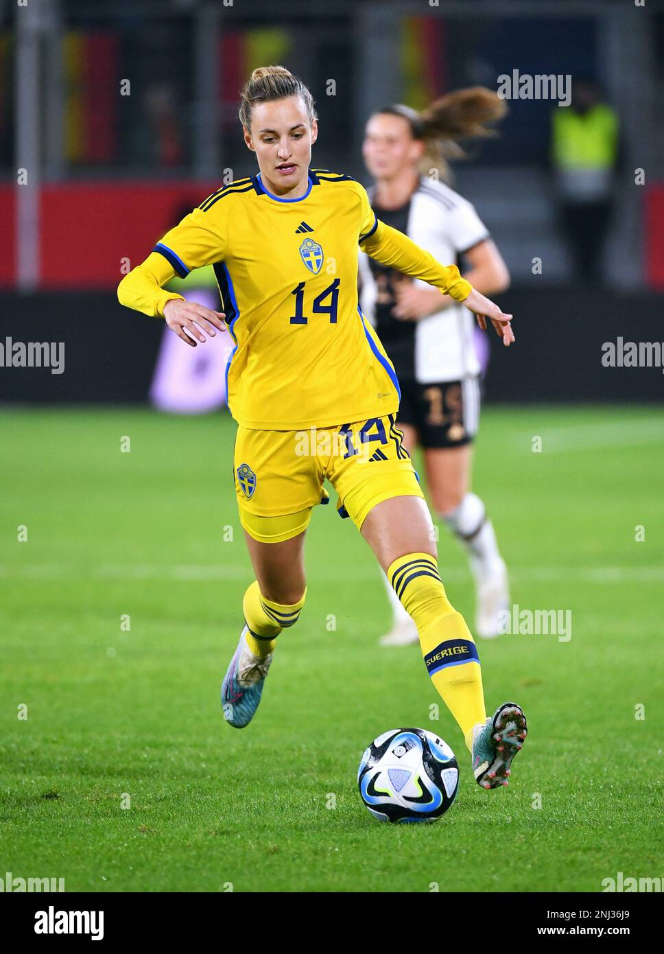 Nathalie Bjoern Hi res Stock Photography And Images Alamy nathalie-bjoern-hi-res-stock-photography-and-images-alamy