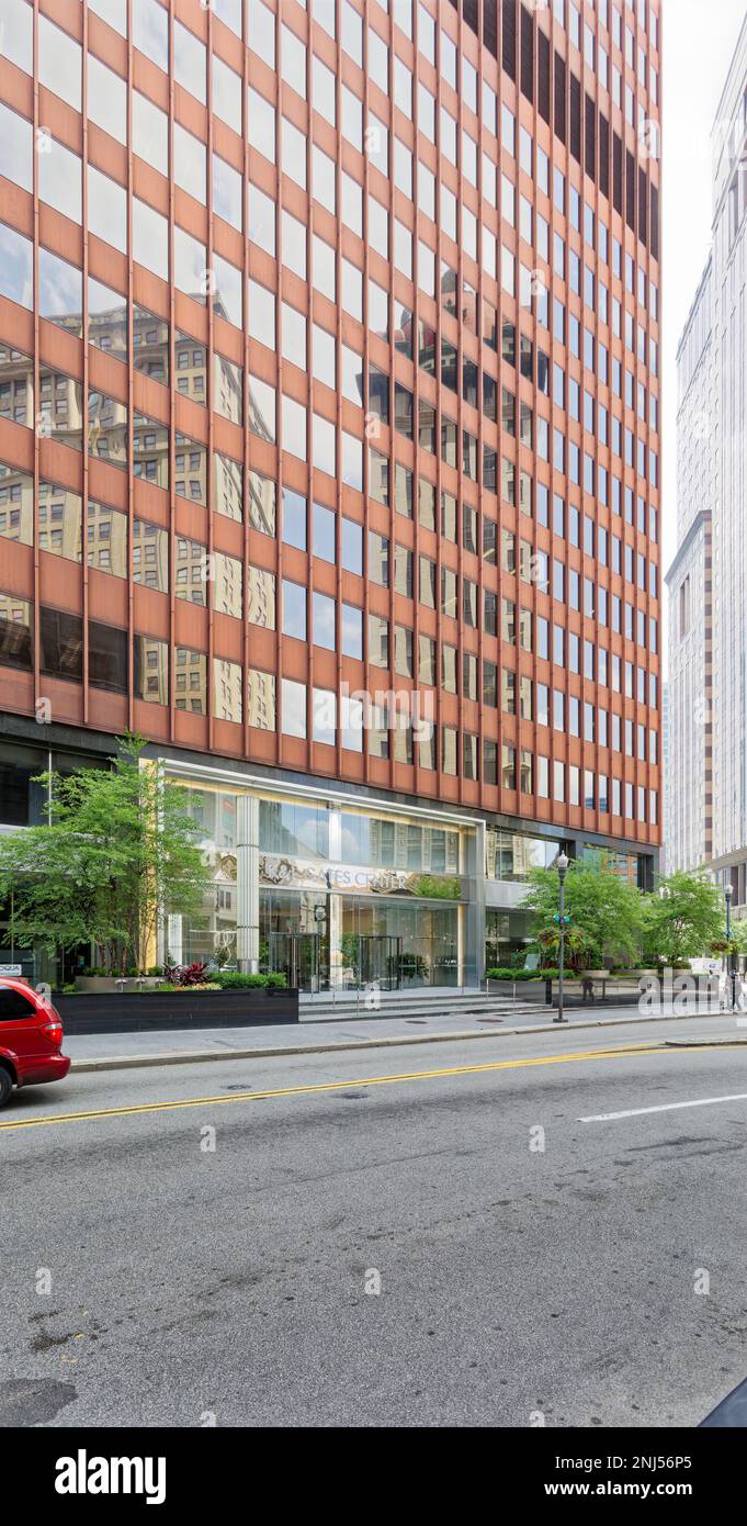 Pittsburgh Downtown The brilliant red curtain wall façade of K&L Gates