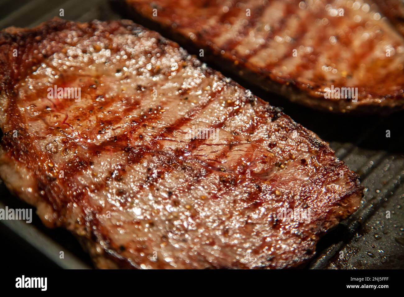 Minute steak hires stock photography and images Alamy