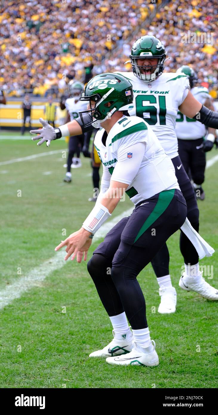 Pittsburgh, USA. Acrisure Stadium. 2nd Oct, 2022. Zach Wilson #2 celebrates  his touchdown catch by doing the gridy dance during the Pittsburgh Steelers  vs New York Jets game in Pittsburgh, PA at