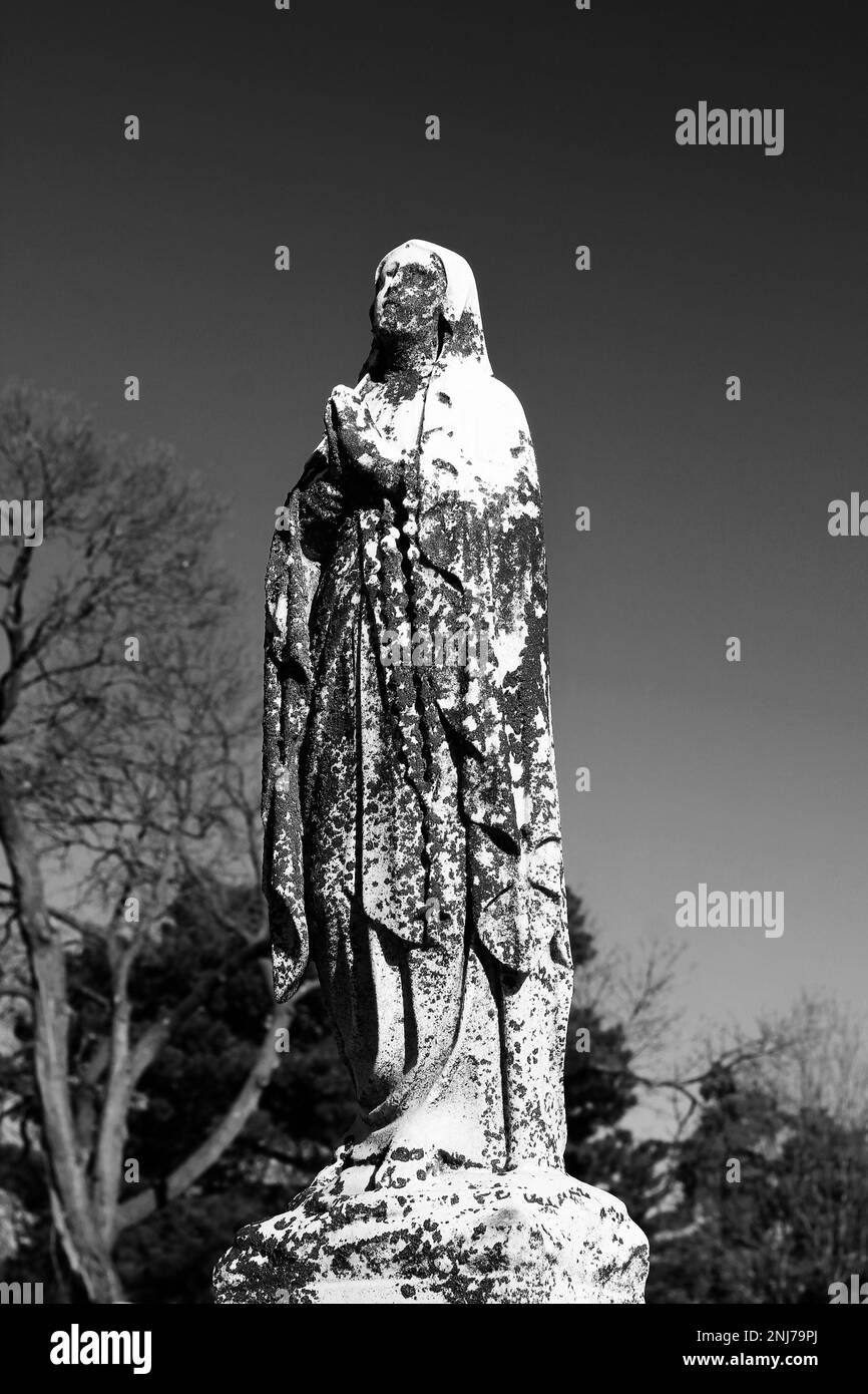 Old mother mary statue Black and White Stock Photos & Images Alamy