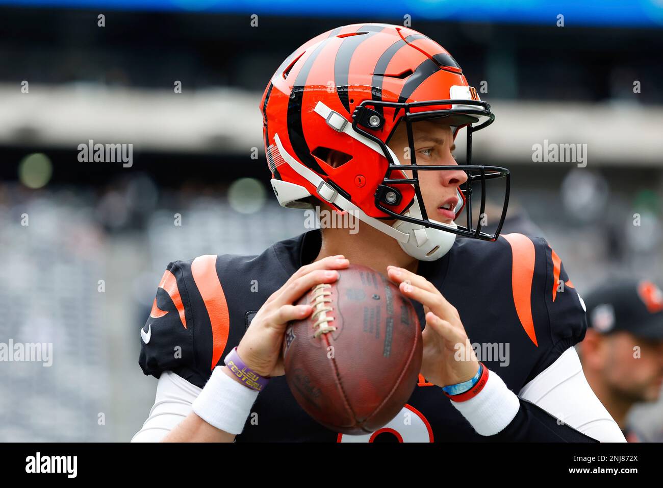 Cincinnati Bengals quarterback Joe Burrow (9) runs off the field after an NFL  football game against the New York Jets, Sunday, Sept. 25, 2022, in East  Rutherford, N.J. The Cincinnati Bengals won