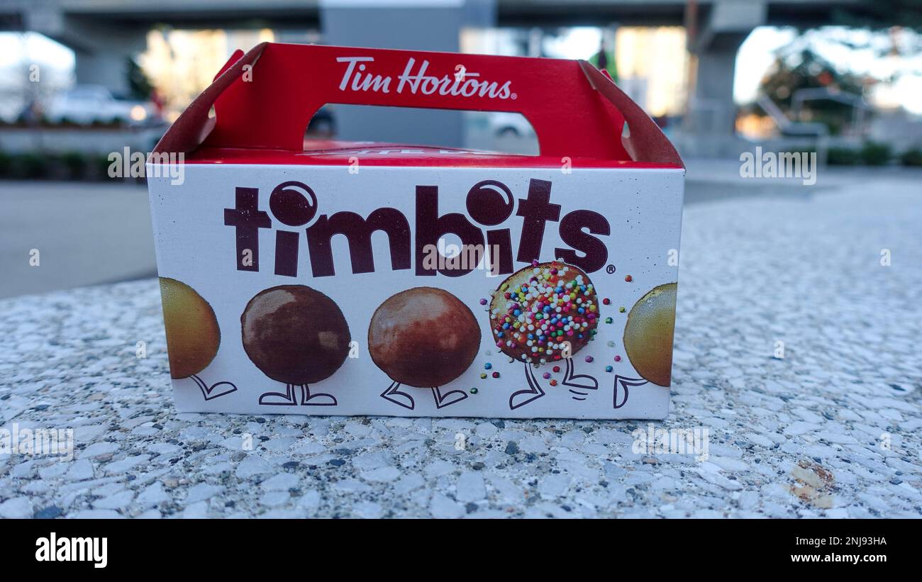 Tim hortons timbits box hi-res stock photography and images - Alamy