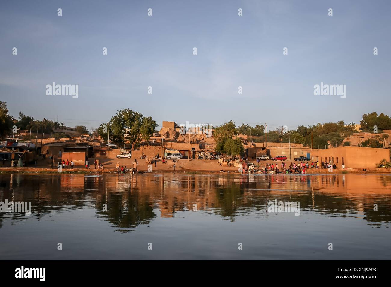 Niamey, Niger. 21st Jan, 2023. People seen washing clothes at the bank