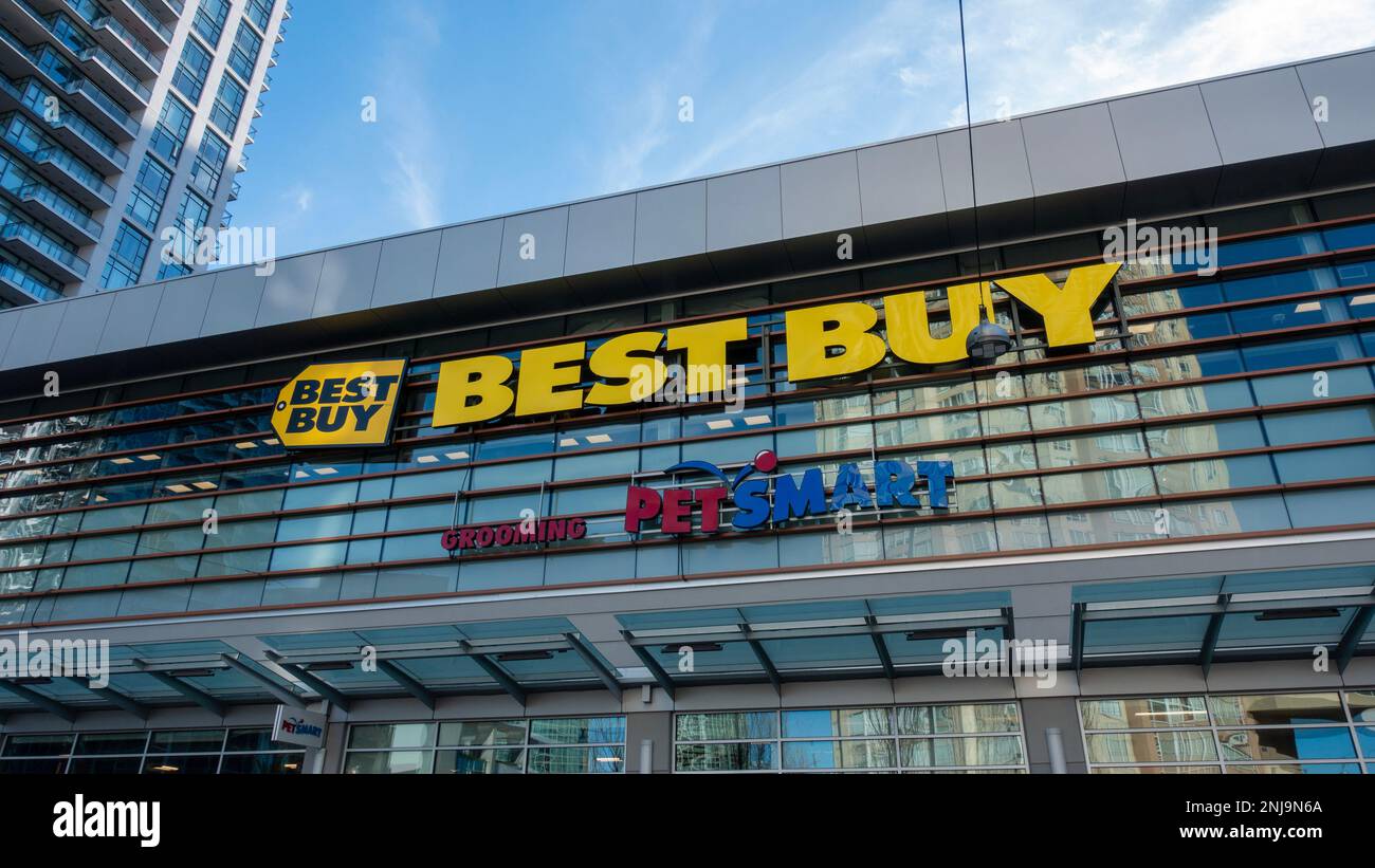 February 21 2023 Best Buy and Pet Smart Store in Burnaby, BC Canada