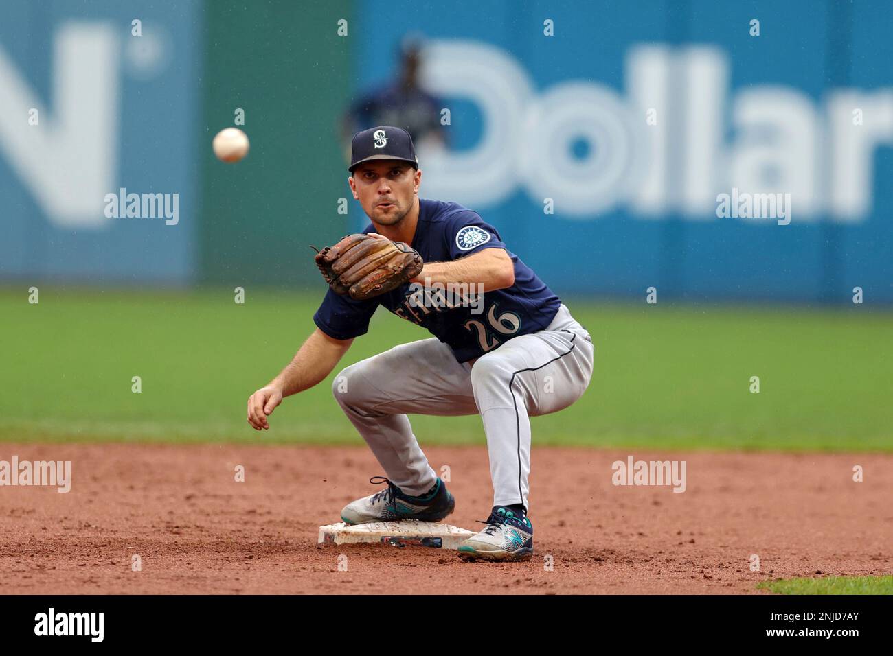 September 25 2022: Seattle second baseman Adam Frazier (26) runs