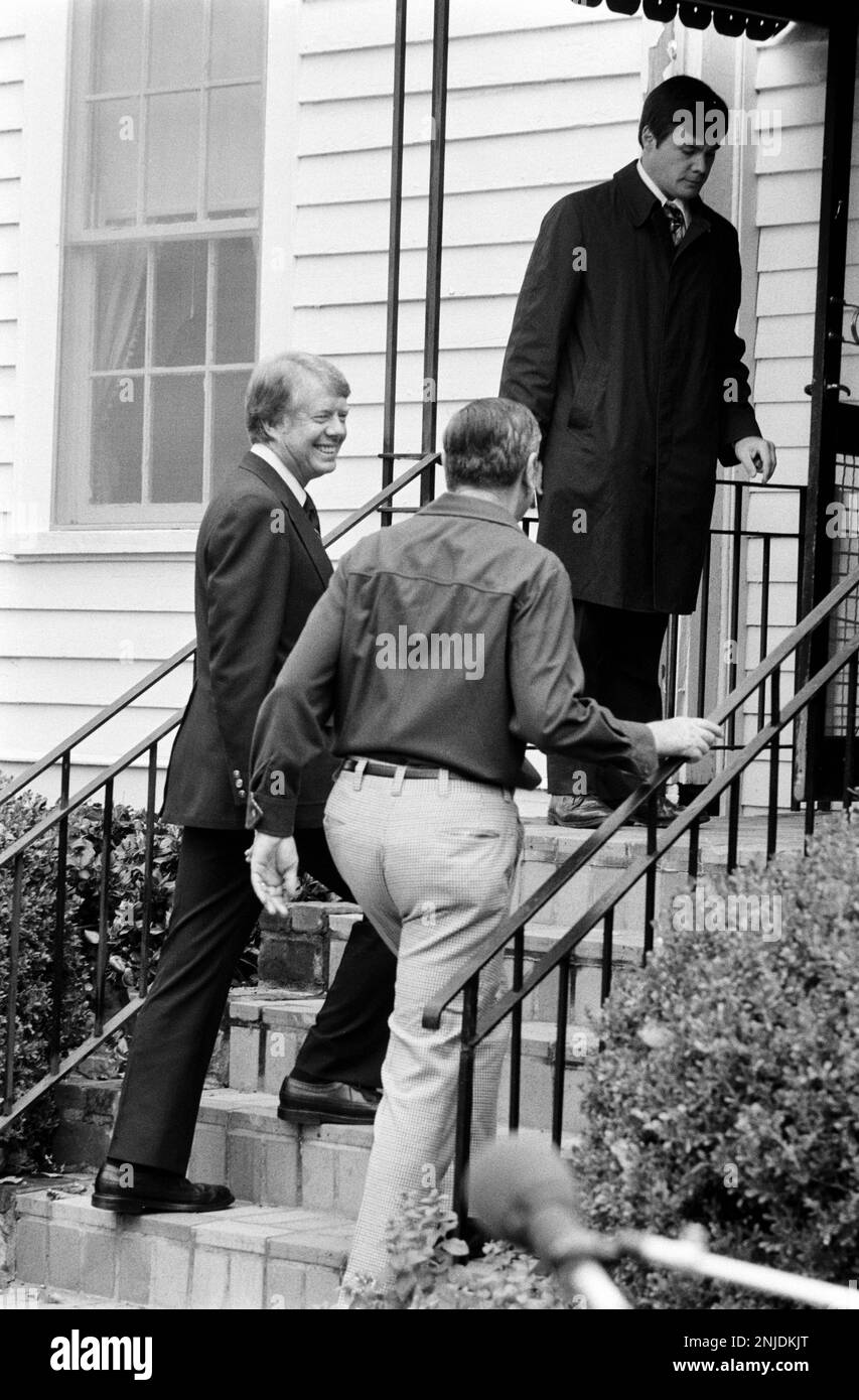 Jimmy Carter arrives at the home of former US Senator Herman Talmadge