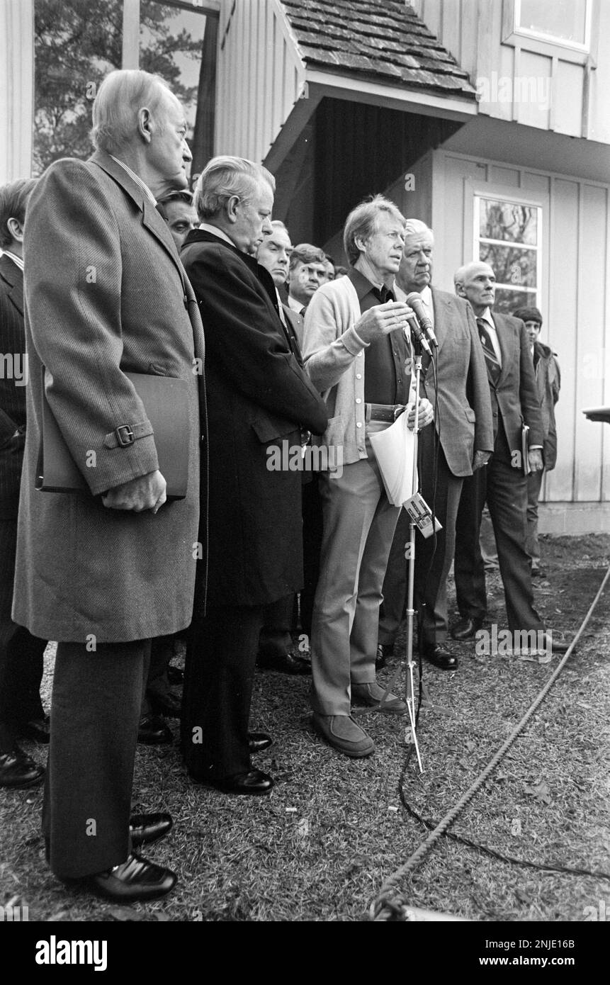 President elect Jimmy Carter the Democratic Party leadership