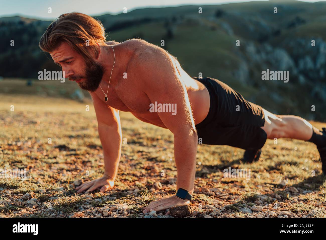 Push up sun man gym hi-res stock photography and images - Alamy