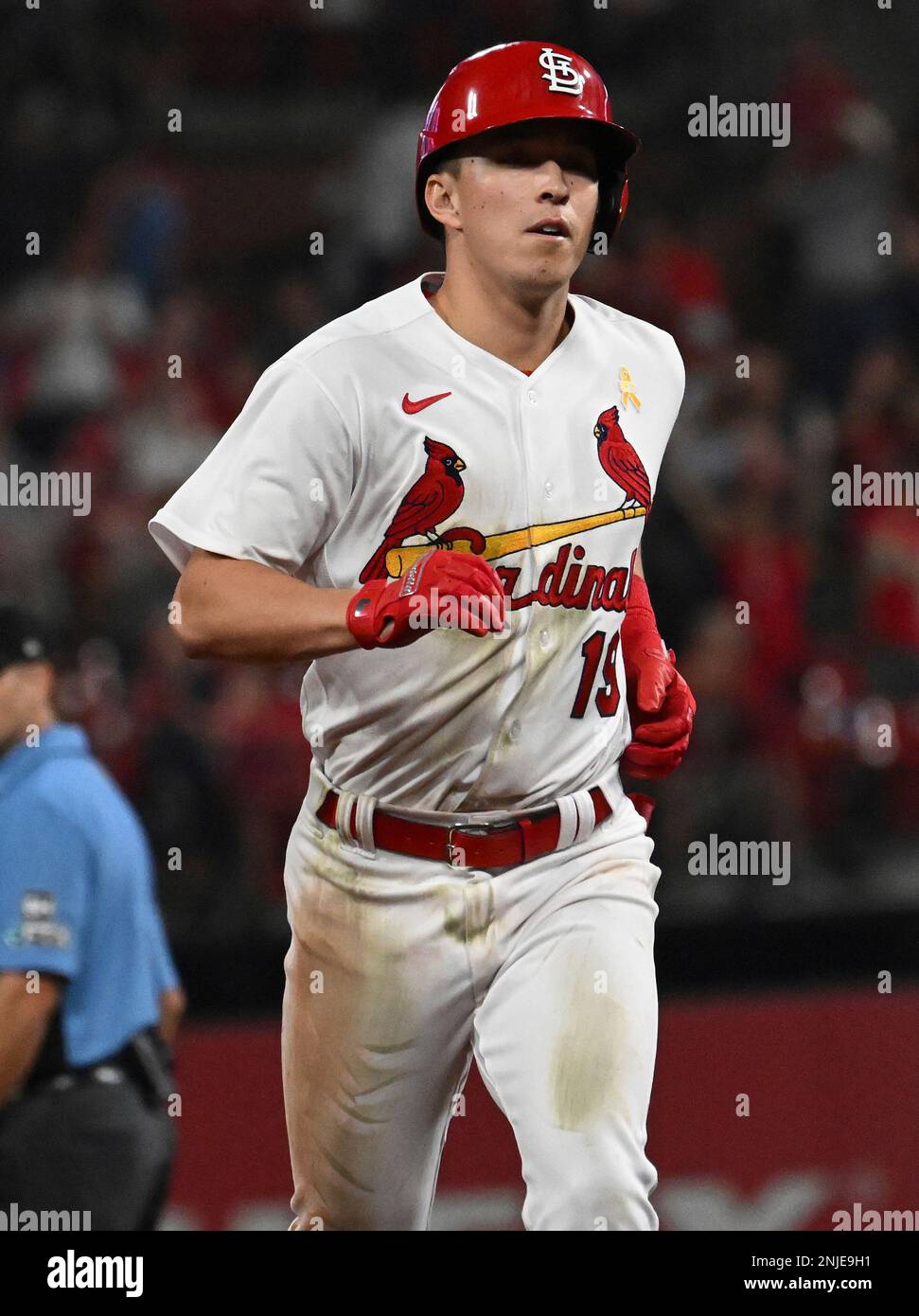 Cardinals' Tommy Edman Makes Highlight Reel Play at Shortstop - Fastball