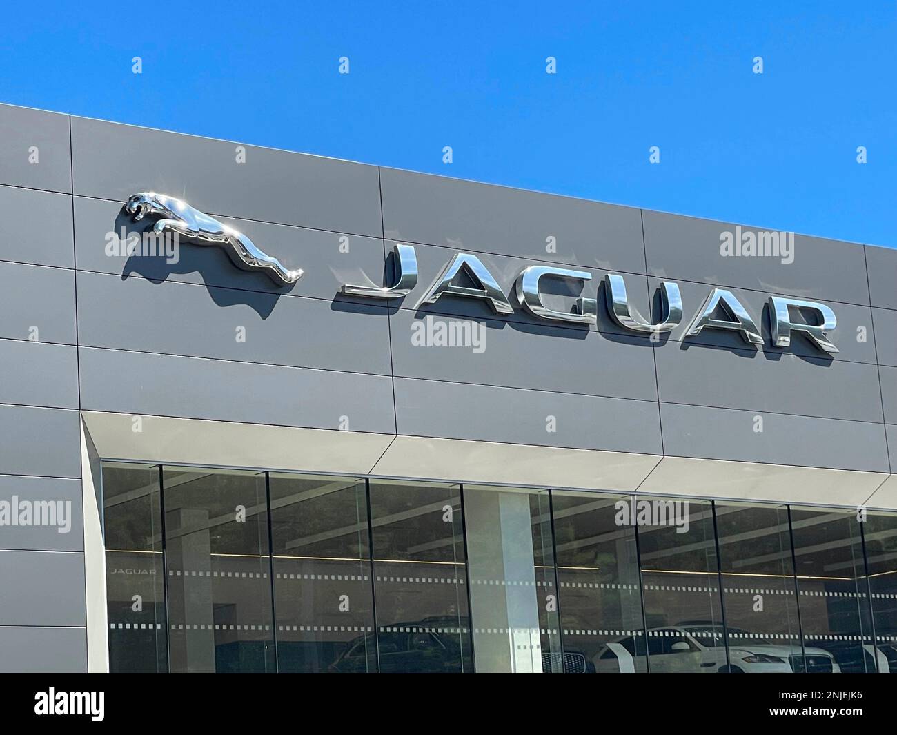 Photo by STRF/STAR MAX/IPx 2022 9/2/22 A Jaguar car dealership is seen
