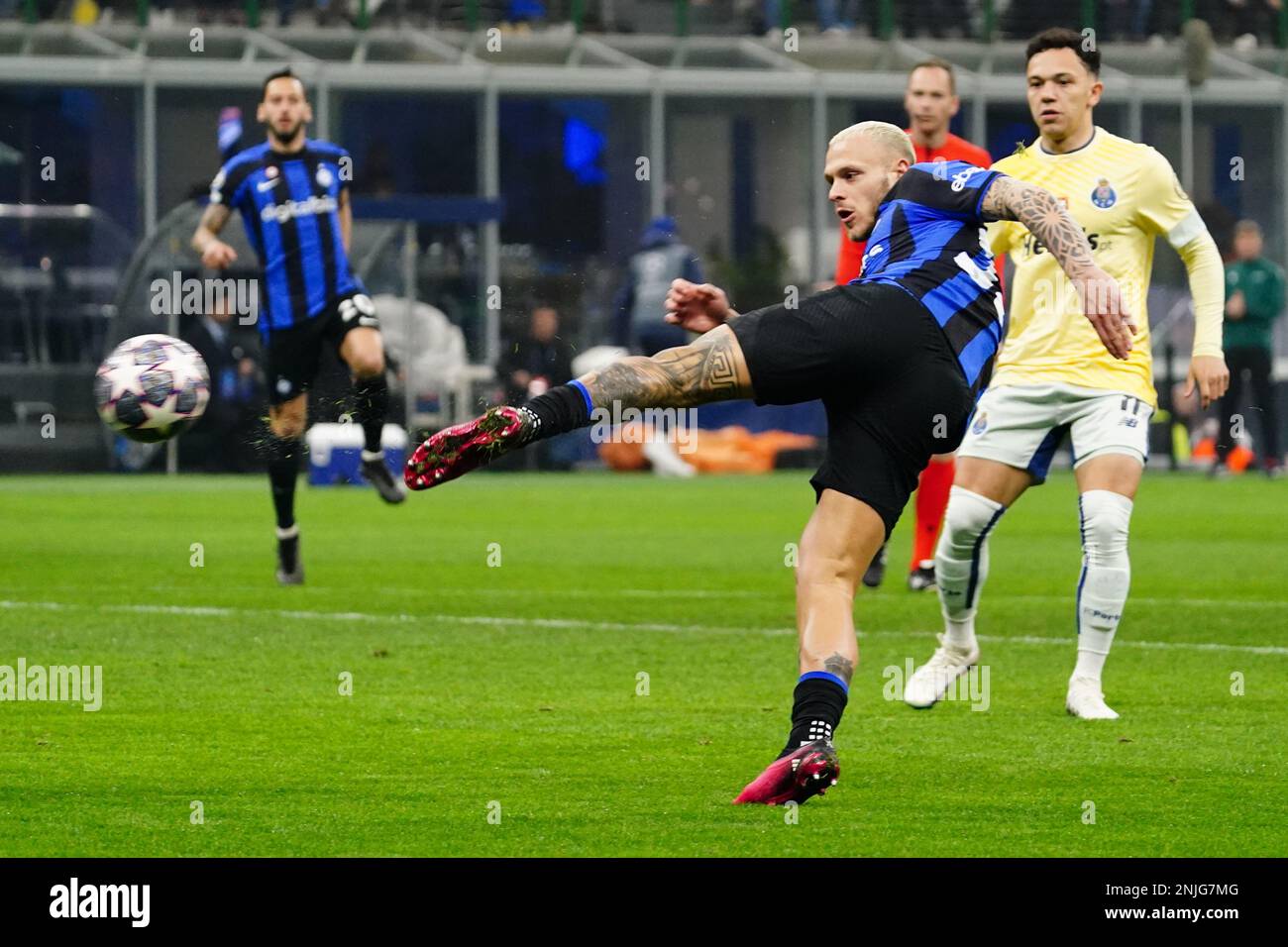 Federico Dimarco (FC Inter) during the UEFA Champions League football match between FC Internazionale and FC Porto on February 22, 2023 at Giuseppe Meazza Stadium in Milan, Italy. Photo Luca Rossini/E-Mage Stock Photo