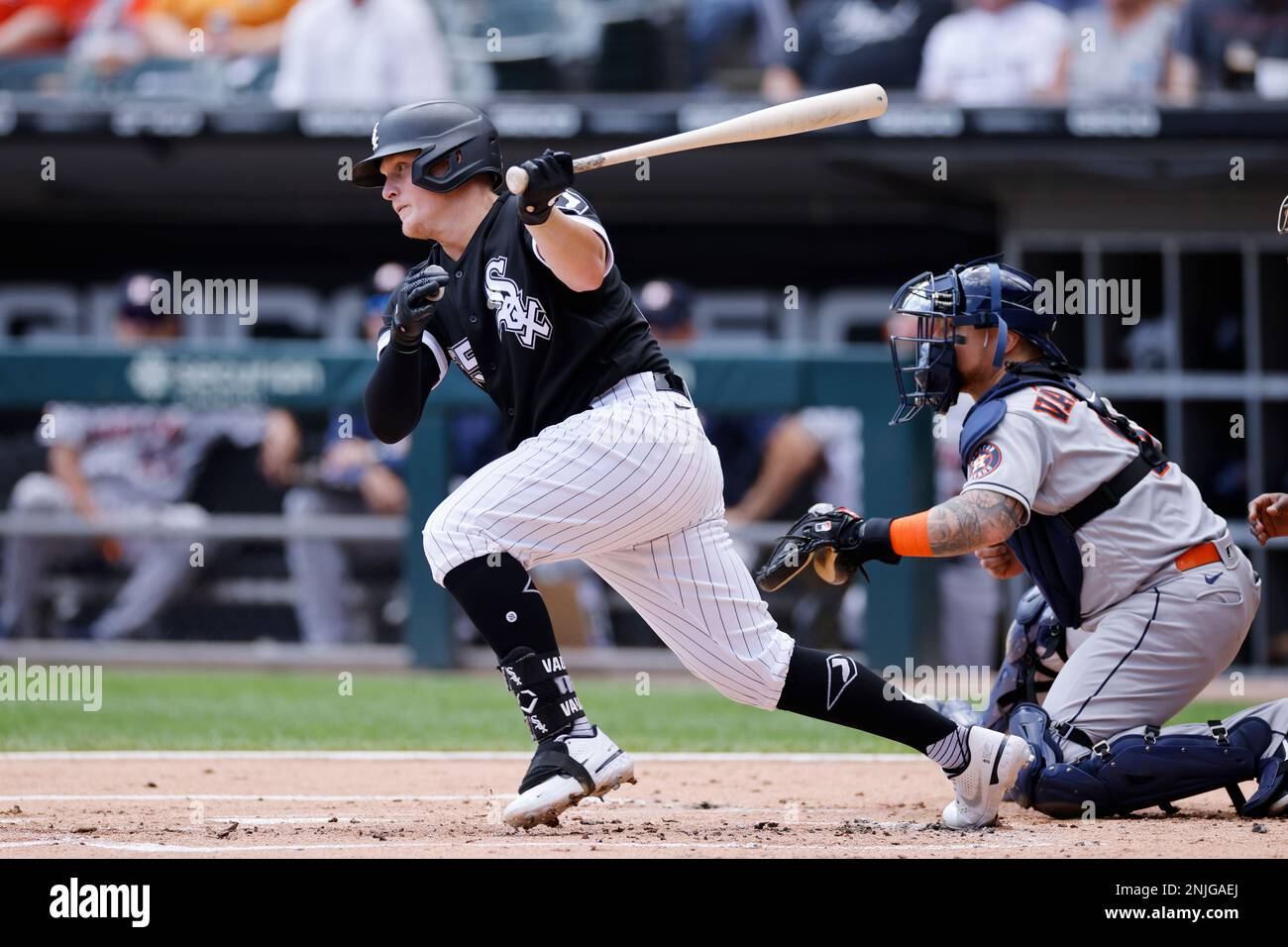 CHICAGO, IL - AUGUST 07: Chicago White Sox first baseman Andrew