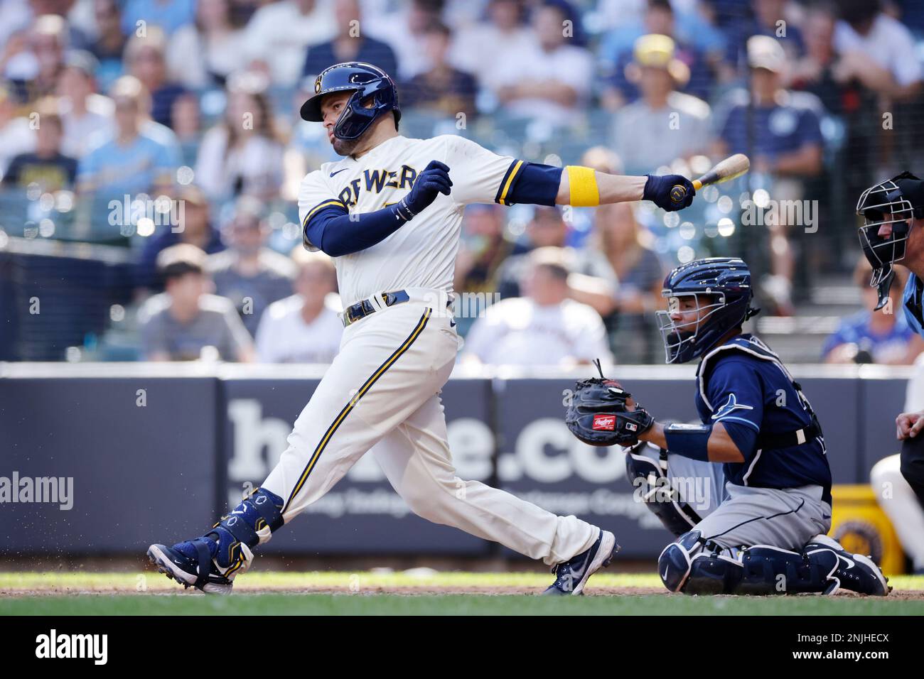MILWAUKEE, WI AUGUST 10 Milwaukee Brewers catcher Victor Caratini (7