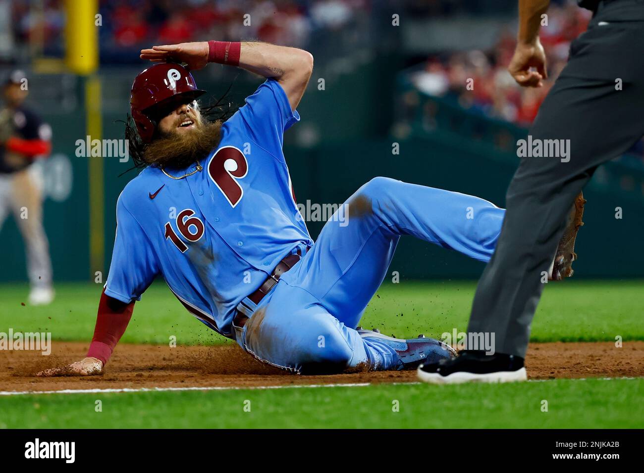 PHILADELPHIA, PA - JUNE 04: Washington Nationals center fielder